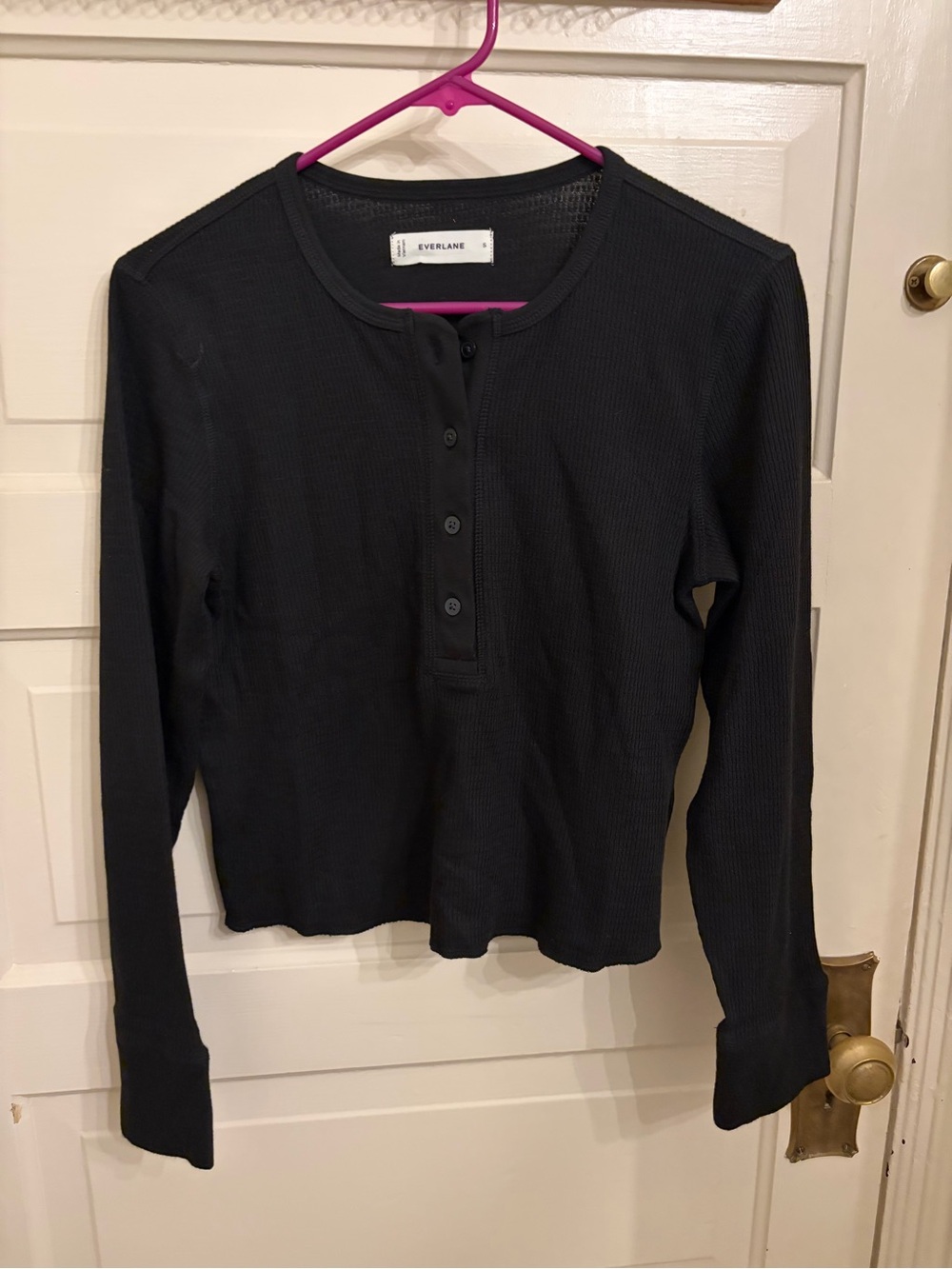 Everlane boxy henley in black size small - Picture 4 of 5